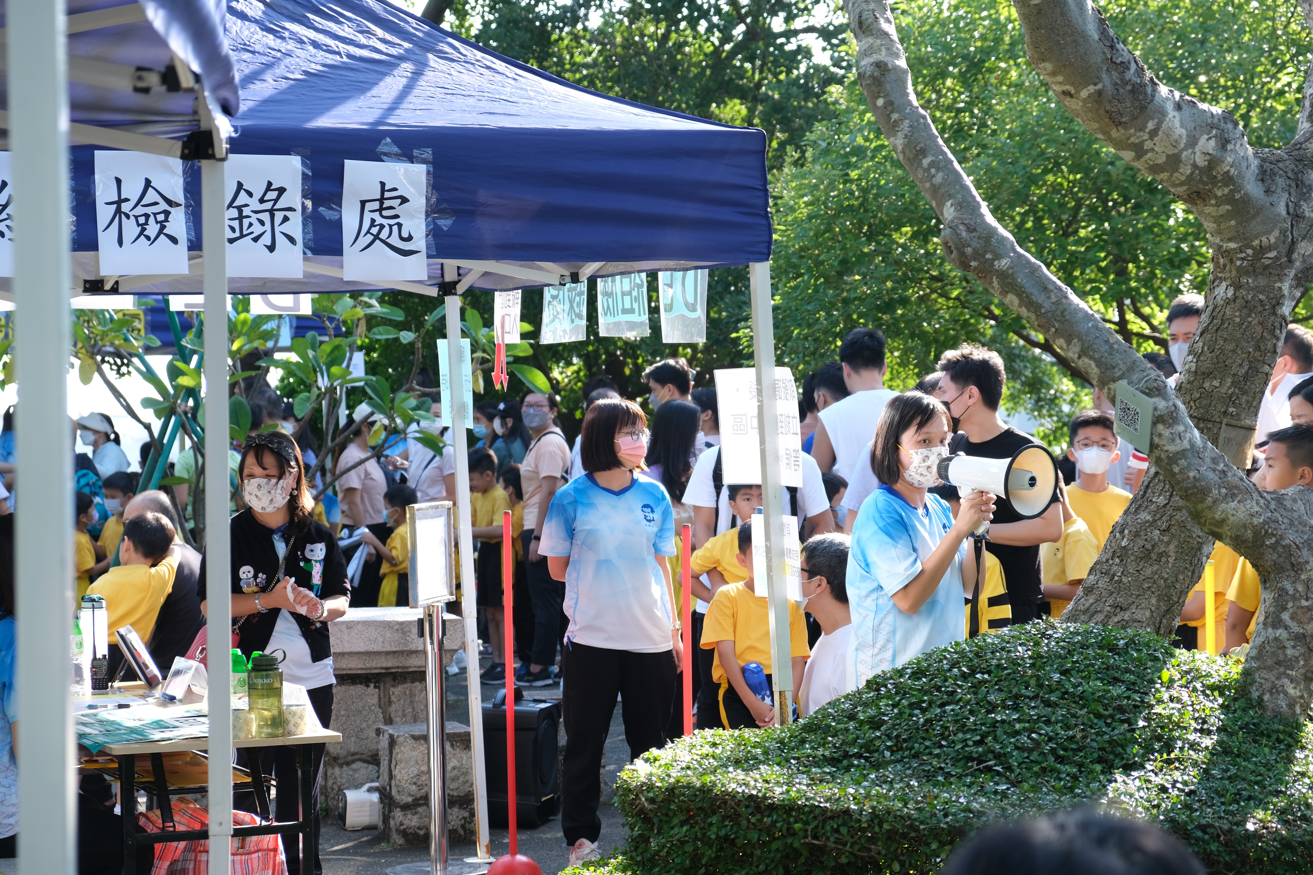slide-0 slide